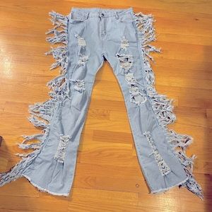 DENIM TASSEL DISTRESSED JEANS